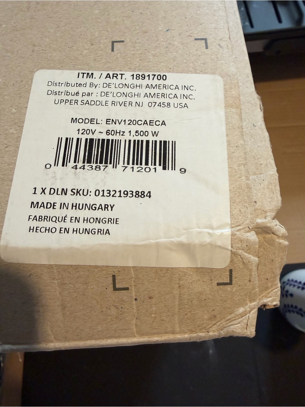 Nespresso Vertuo Next Coffee and Espresso Maker - Black & Silver New in box - Picture 2 of 6